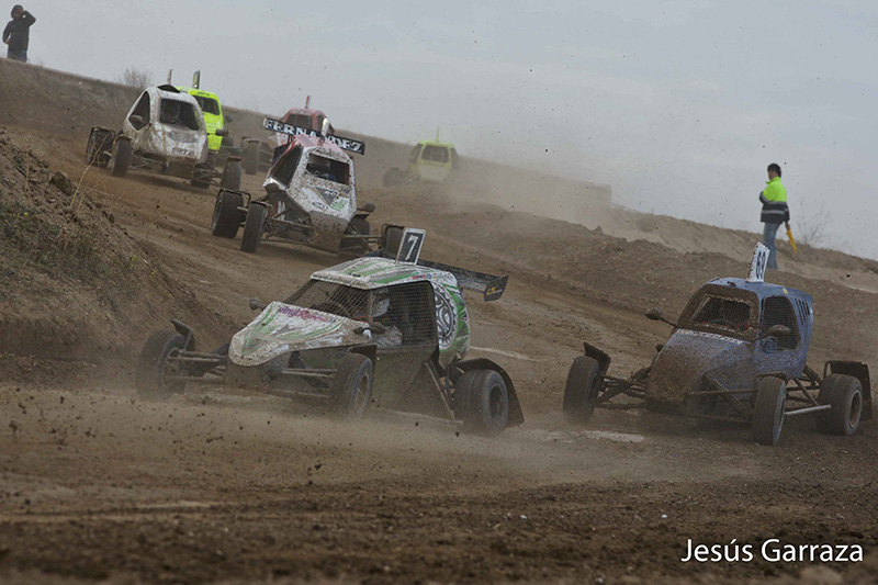 M&aacute;s de 40 veh&iacute;culos en Mendavia